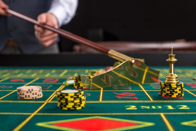 问鼎娱乐棋牌大厅安全版：在线赌场的欢乐海洋